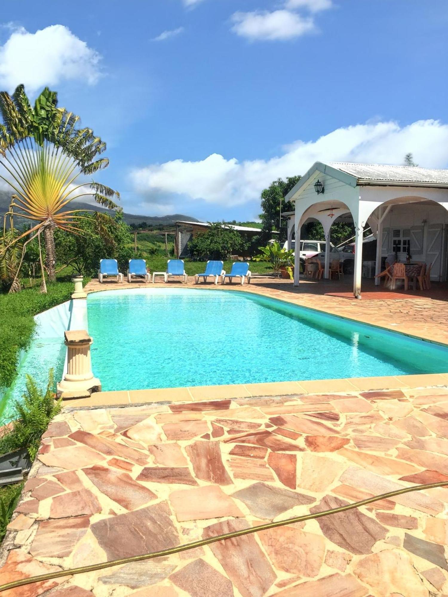 Villa Enchantee Avec Vue Sur Mer Et Piscine Au Carbet Ле-Карбе Экстерьер фото